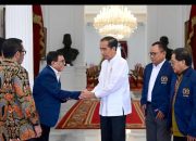 Terima Pengurus PWI Pusat di Istana Merdeka, Ini Yang Diberikan Presiden Jokowi