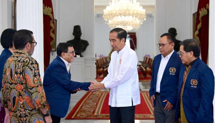 Terima Pengurus PWI Pusat di Istana Merdeka, Ini Yang Diberikan Presiden Jokowi