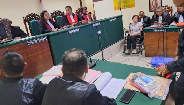 Pemeriksaan Saksi Kasus Menantu vs Mertua di Jombang Diwarnai Tangisan