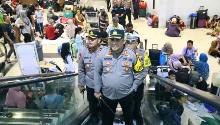 Jelang Nataru Kapolres Pelabuhan Tanjung Perak Cek Transportasi Laut