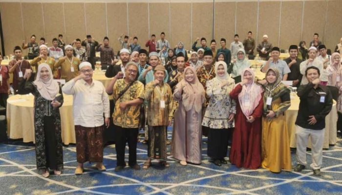 Komisi E dan Disperpusip Jatim Kolaborasi Sosialisasikan Literasi Ponpes