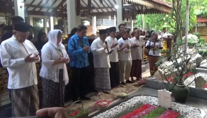 Peringati Haul Gus Dur di Jombang, Inayah Wahid Ingatkan Etika Demokrasi Ala Gus Dur