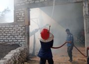 Diduga Korsleting, Rumah Kontrakan di Sampang Hangus Terbakar
