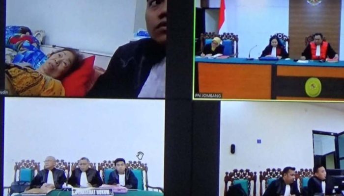 Dipidana Menantu, Nenek 78 Tahun di Jombang Ini Terbaring Ikuti Sidang