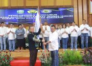 DPR Sarmuji Lantik Luthfil Hakim Jadi Ketua Alumni Unej Korwil Jatim