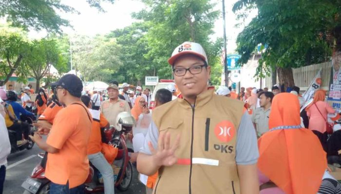Hadir di Flasmob PKS, Rizki Wanda Budiman Optimis Raih Suara di DPRD Kota Surabaya