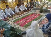 Giat Kampanye di Jombang, Ganjar Ziarah ke Makam Gus Dur