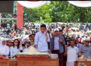 KH Ali Masyhuri dan Gus Muhdlor Ali Hadiri HUT SPSI Bersama Cawapres Gibran Rakabuming Raka