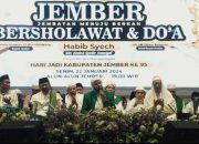 Ratusan Ribu Warga Ikuti Jember Berselawat Bersama Habib Syech