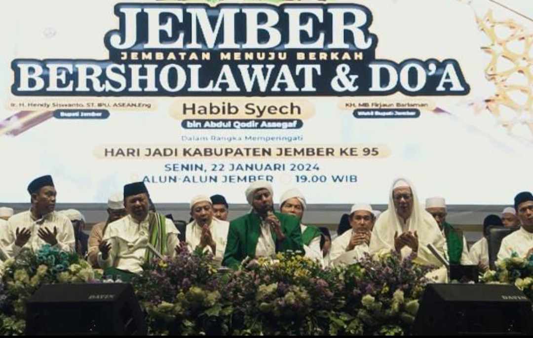 Jember Berselawat