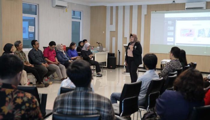 Seminar Ini Sukses Kurangi Distress Mahasiswa Untag Surabaya