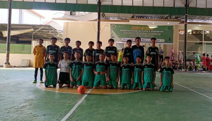 Tingkatkan Bakat Siswa, SMP Khadijah Surabaya Gelar DJ’S Cup Futsal & Supporter