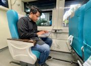 PT KAI Warning Aturan Penggunaan Stop Kontak di Kereta Api