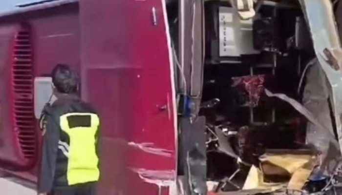 Bus Trans Jaya Rombongan Partai Hanura Terguling di Tol Ngawi, 3 Tewas