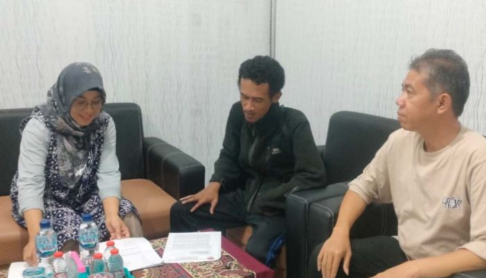 Tim LO La Nyala Mataliti, Tsabit Qolby Lapor ke KPU Magetan Terkait SiRekap