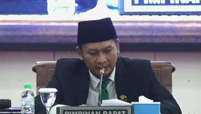 Usman Resmi Jabat Anggota DPRD Lumajang PAW dari Partai Hanura
