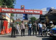 Bulan Bakti TNI – Polri, Polres Pelabuhan Tanjung Perak Gelar Patroli Skala Besar