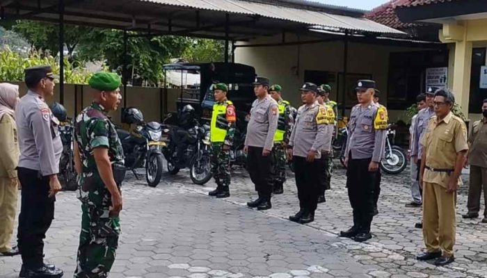 Polsek Karanganyar Gelar Apel Siaga Personel dan Patroli