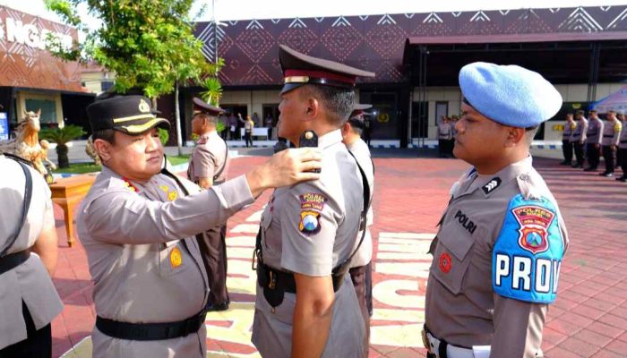 Kapolres Ngawi Pimpin Sertijab PJU dan Kapolsek