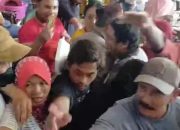 TKD Jatim Diserbu Emak-emak di Pasar Baru Gresik, Ribuan APK Ludes Sekejap