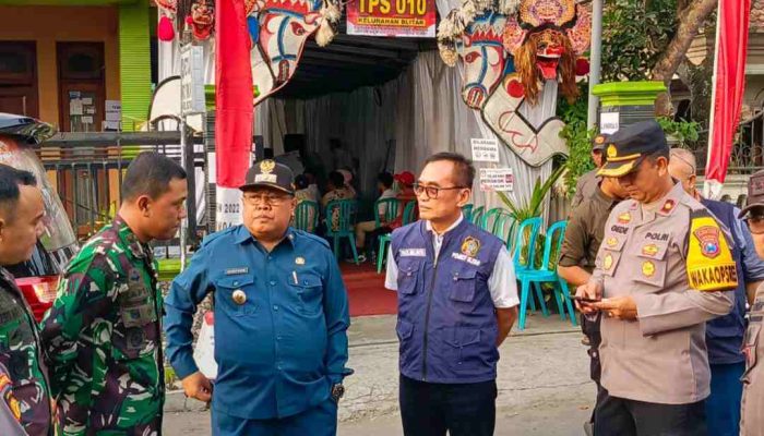 Pantau Pelaksanaan Pemilu, Wakil Wali Kota Blitar dan Forkopimda Kunjungi di Beberapa TPS