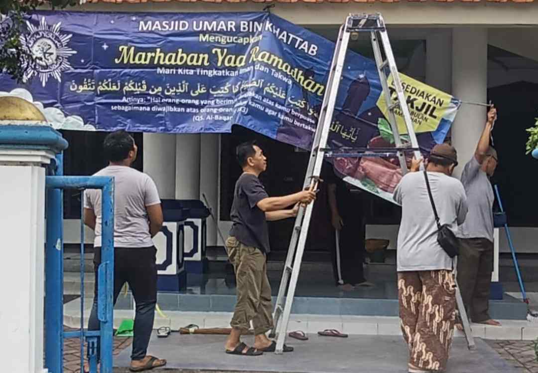 Bersih Masjid