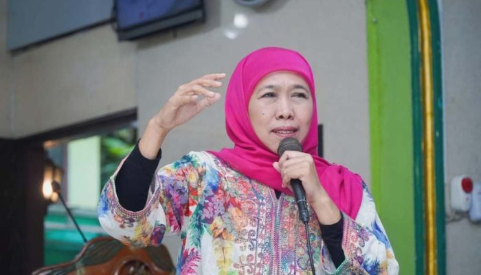 Safari Ramadan ke Pengasuh dan Santri Ponpes Asshiddiqiyah, Khofifah Ingatkan Pentingnya Keseimbangan
