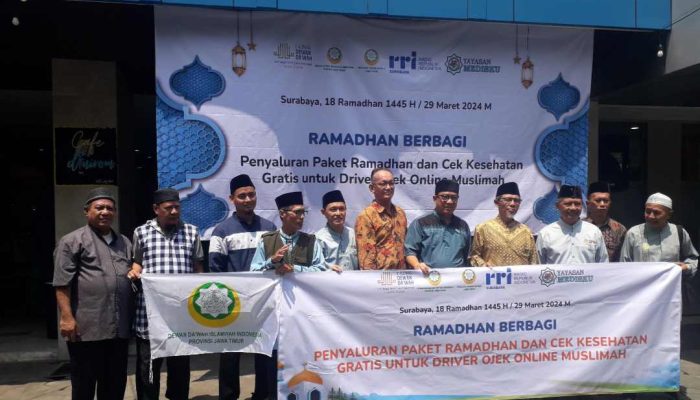 100 Wanita Ojek Online Terima Berkah Ramadan dari RRI, DDI dan Yayasan Medisku
