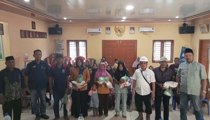 PT Socfindo Aek Loba Bagikan 130 Paket Sembako ke Dhuafa di Sekitar Perusahaan