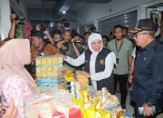 Jelang Ramadan, Khofifah Ingatkan Masyarakat Tak Panic Buying