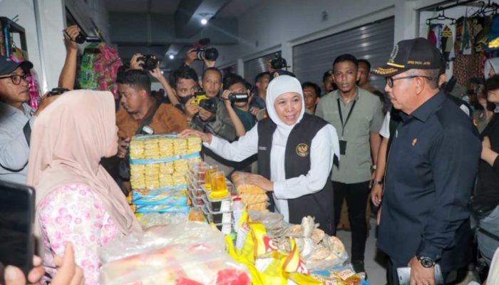 Jelang Ramadan, Khofifah Ingatkan Masyarakat Tak Panic Buying