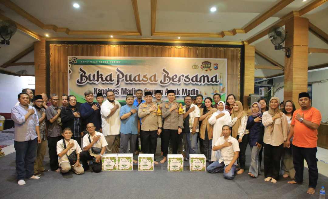 Buka bersama media