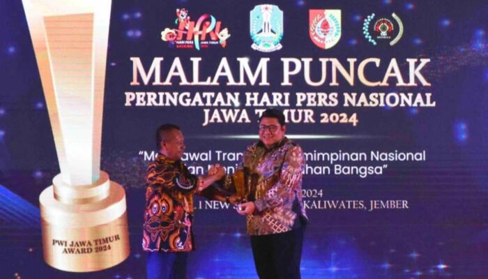 Verico Sandi Sukses Pimpin Kanim Tanjung Perak, Raih PWI Jatim Award 2024