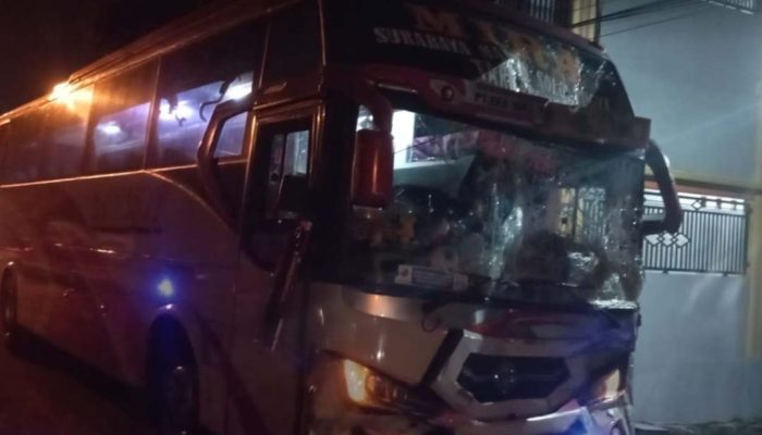 Braaak ! Bus Mira di Jombang Ini Rem Blong, Renggut Dua Nyawa