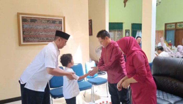 Ketua DPRD Magetan Open House Masyarakat di Hari ke-2 Idul Fitri