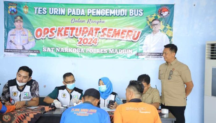Polres Madiun dan Dinkes Gelar Cek Kesehatan di Terminal