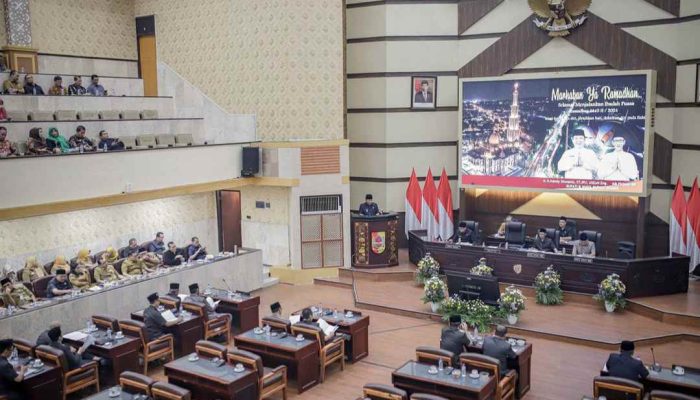 Bupati Jember Sampaikan Sejumlah Prestasi Selama 2023 dalam Rapat Paripurna