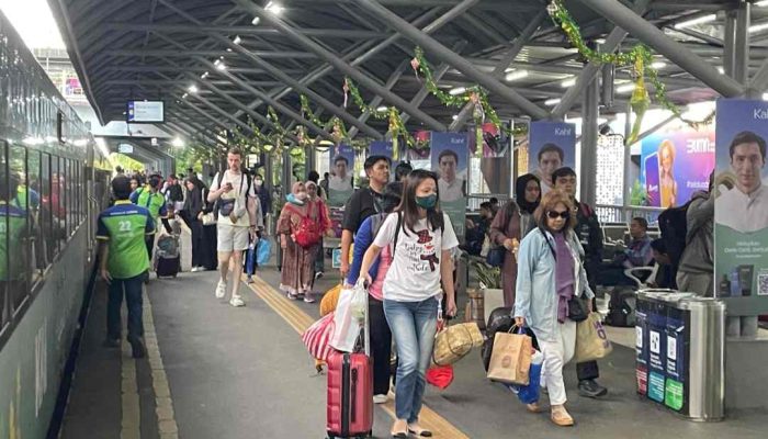 H+7 Lebaran, Penumpang Datang di Daop 8 Masih Tinggi
