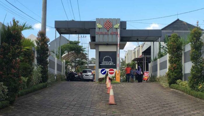 Pasca Digeruduk User, Giliran Perizinan Perum D’Graha Disoal, Diduga Ilegal