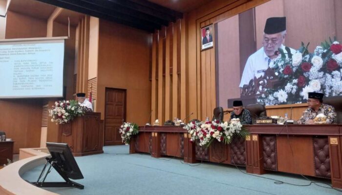 Bupati dan DPRD Rapat Paripurna Bahas Rencana Pembangunan Industri Kabupaten Malang