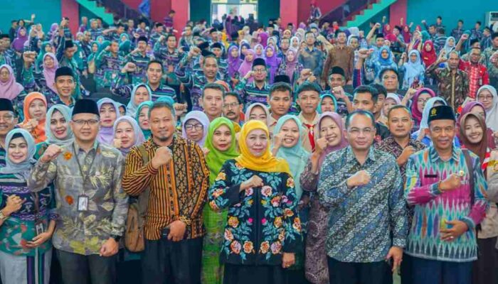HBH dengan 1.600 Guru se-Bakorwil Madiun, Khofifah Pesan Ini