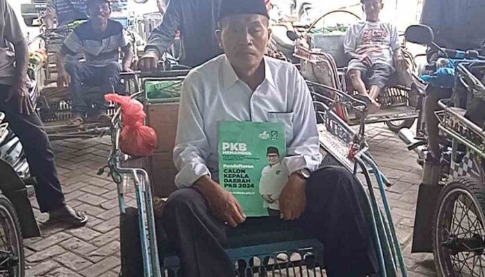 Mantan Rektor UIJ Naik Becak ke Kantor PKB, Daftar Bacawabup Jember