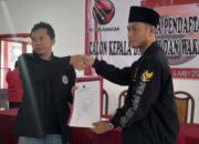 Mas Hakim, Budayawan Topeng Jombang Daftar Cabup ke PDIP