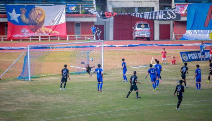 Buah Manis HUT ke 72, Persid Kalahkan Arema 3:1