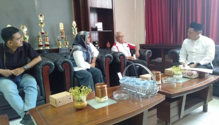 Kenaikan Tarif Retribusi Pasar Naik Dratis, Pedagang Pasar Baru Wadul ke DPRD