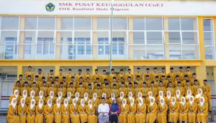 SMK Roda Magetan Mewisuda 120 Siswa