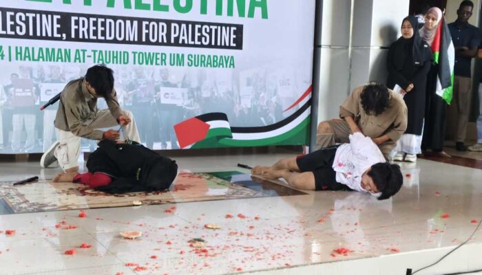 Aksi Teatrikal Pembebasan dan Puisi Berantai Warnai Aksi Bela Palestina