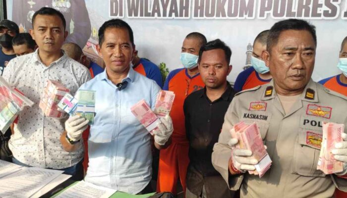 Polisi Amankan Rp1,19 Miliar Uang Palsu di Jombang, 4 Pengedar Ditangkap