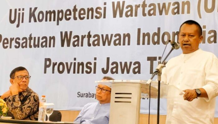 Ketua PWI Jatim : Peserta yang Lulus UKW Harus Tunjukkan Kompetensi Etika dan Moral