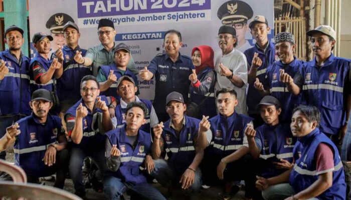 Bupati Jember Apresiasi Tagana Bantu Pembangunan Bedah Rumah Warga